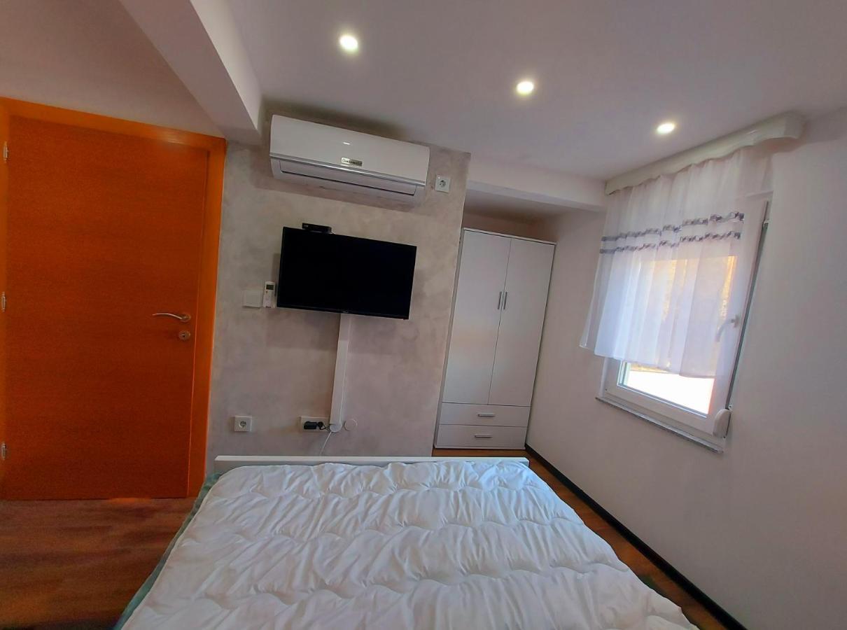 Apartments Marshal Bosanska Krupa Exterior photo